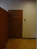 脱衣所にトイレはありますが、狭いので車いすのままでの使用は厳しいです。
