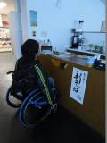 お会計カウンターの高さです。