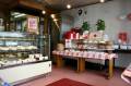ケーキを購入出来ます。
お店の中で食べる事が出来、テイクアウトも出来ます。