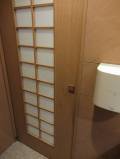 一般トイレドア。
全体ドアは70cmです。