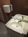 一般トイレ洗面台。

