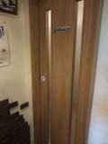 男性トイレ入口