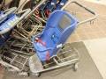 ベビーカー。
タイプが様々なベビーカーがあります。