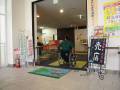 売店入口です。左側が売店になっています。